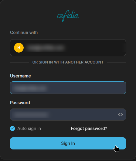 Pantalla de inicio de sesión de Cefidia con el correo y la contraseña ocultos.